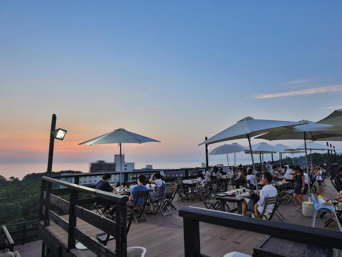 Grampus Inn Сирахама Экстерьер фото